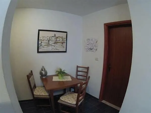 维迪里卡公寓 *